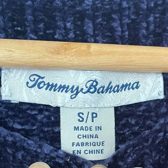Fall Item: Tommy Bahama Women’s Chenille Sweater in Navy Blue, Size S - Picture 3 of 3
